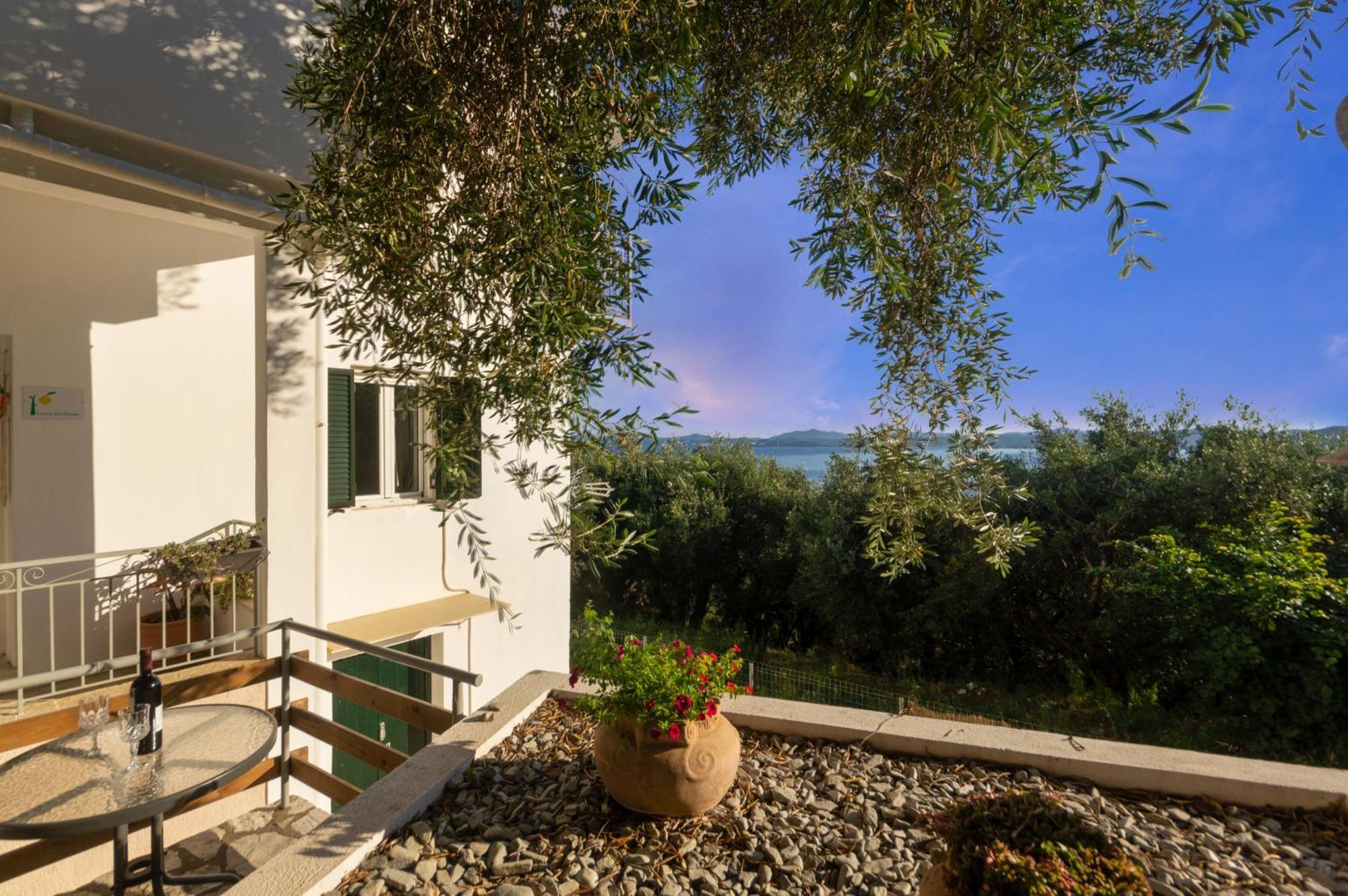 Lemon Tree House *
