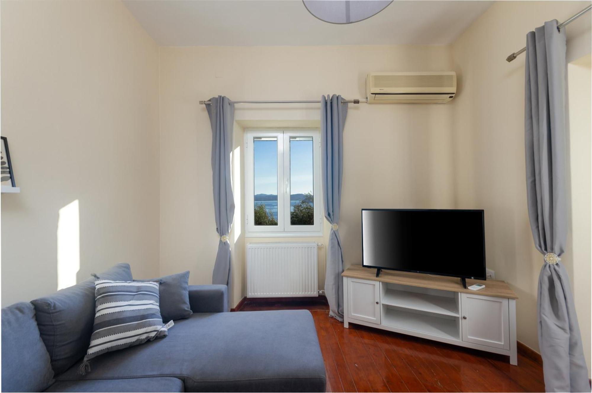 Lemon Tree House Katavolos